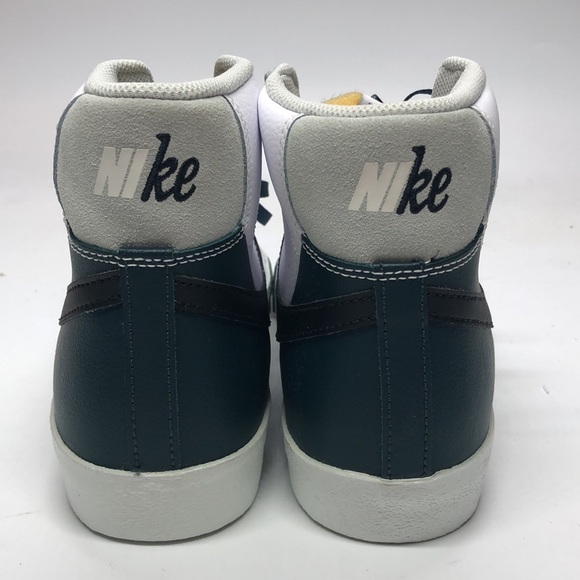 Men’s Nike Blazer Mid ‘77 PRM FB8889-100 White/Black NWOB - Picture 4 of 5